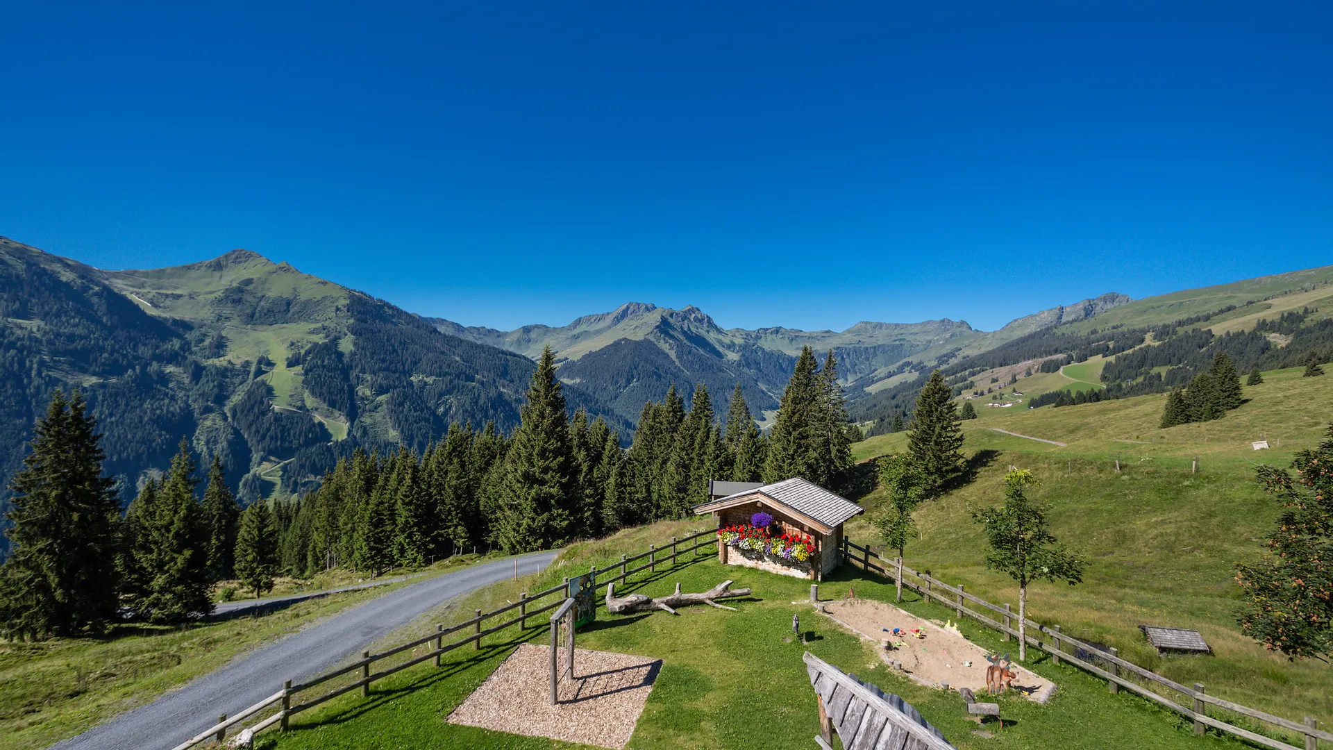 Ausflug zur Rosswaldhütte im Sommer